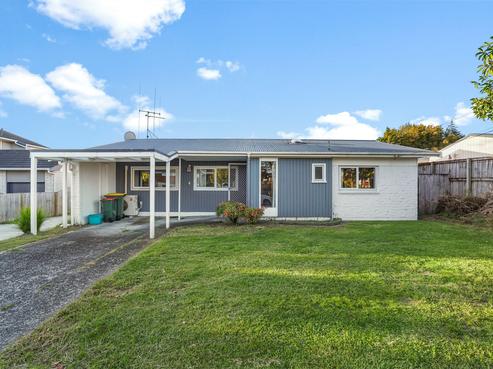 5 Stewart Place, Melville