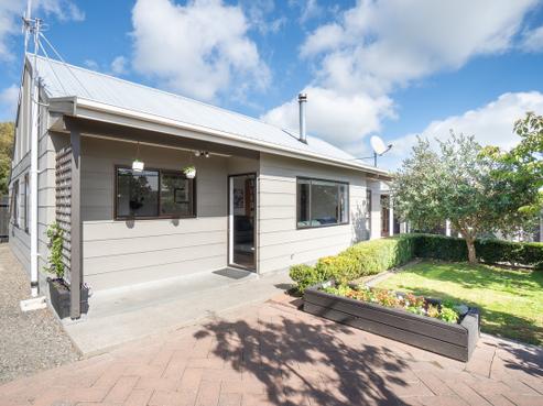 60 Benmore Avenue, Cloverlea