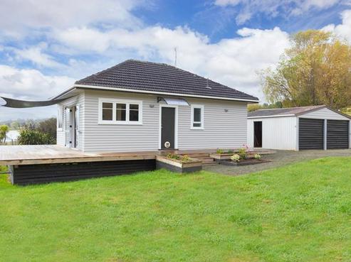 99E Settlement Road, Kaiwaka