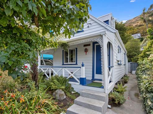 36 Voelas Road, Lyttelton