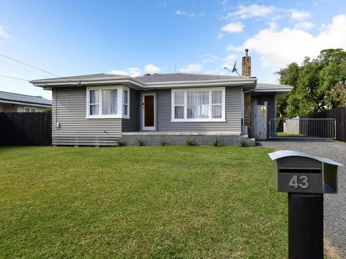 43 Masefield Drive, Enderley