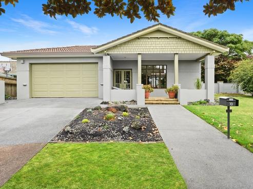10 Frank Nobilo Drive, Golflands