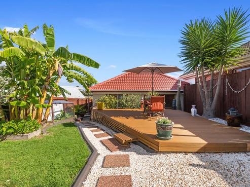 2/6 Keys Street, Belmont