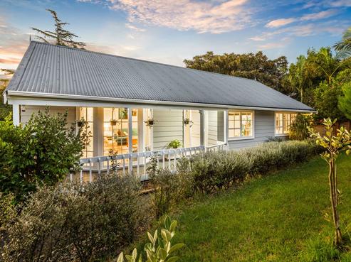 18 Mistletoe Place, Browns Bay