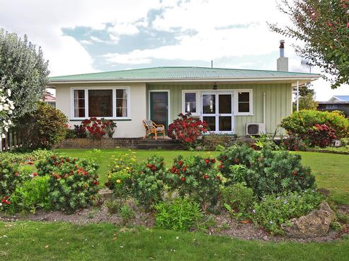 507 Norton Road, Akina