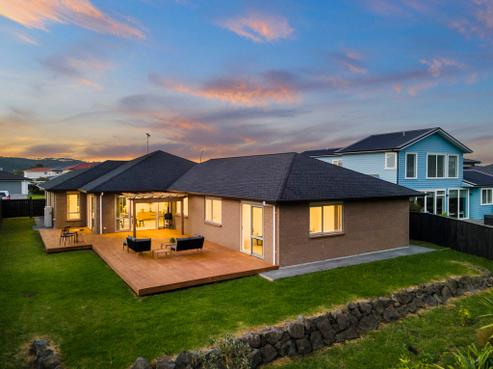 56 Pohutukawa Parade, Riverhead