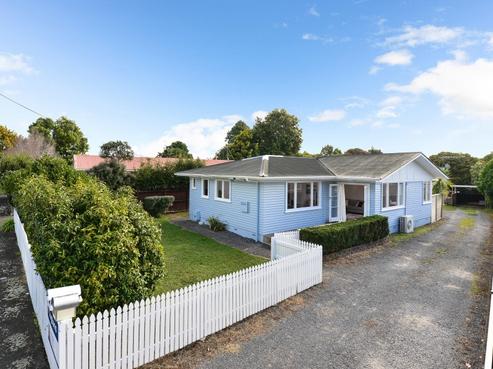 34 Forth Crescent, Glenview