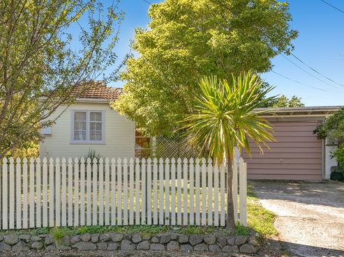 8 Sellers Grove, Taita
