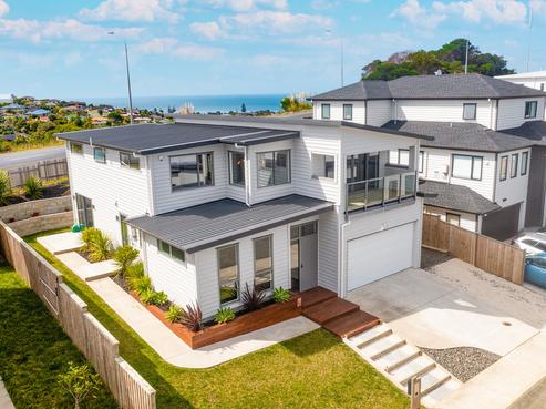 5 Manawanui Way, Orewa