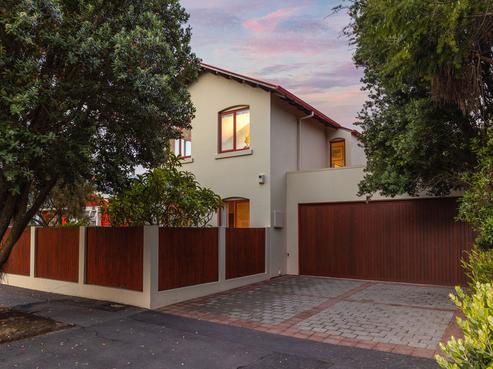 14 Celia Street, Redcliffs