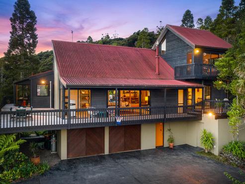 63 Paturoa Road, Titirangi