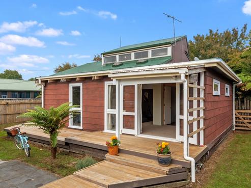 97 Silverdale Road, Silverdale