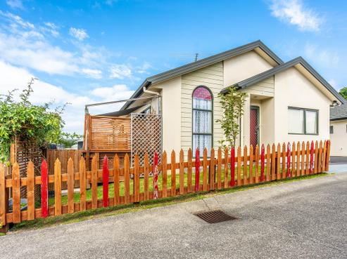 2/23 Brixton Road, Manly