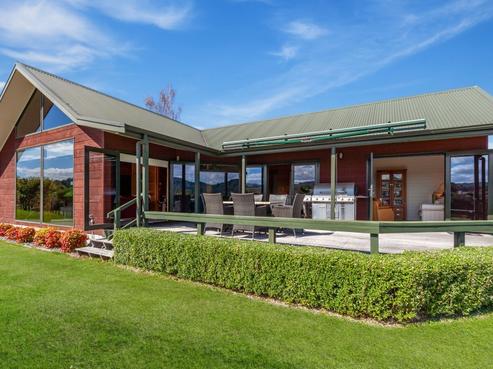 24 Lakemere Way, Kinloch
