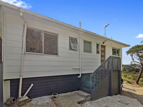 2/111 Tirimoana Road, Te Atatu South
