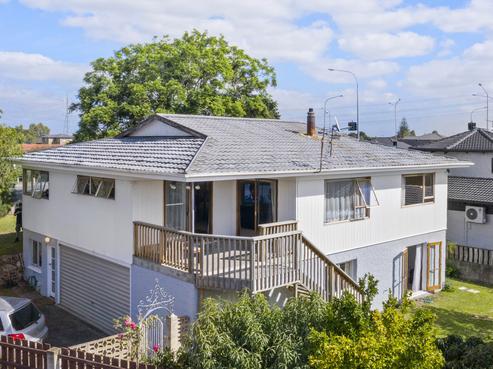 123 Beach Road, Pahurehure