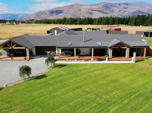 35 The Drive, Twizel