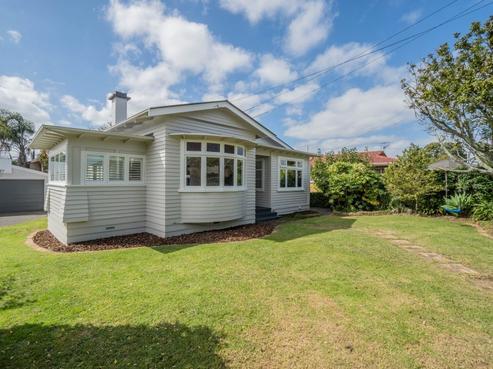 21 Tawhiri Road, One Tree Hill