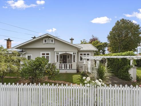 83 Cook Street, Hamilton East
