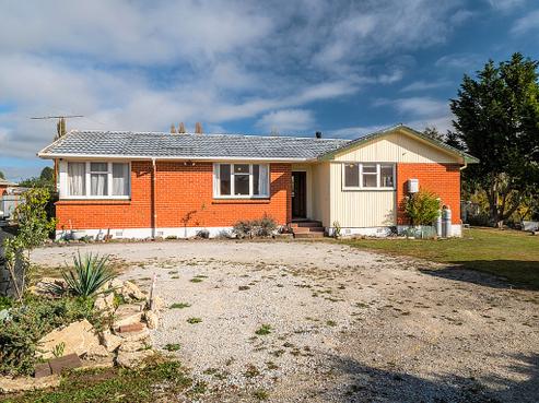 17 Kennard Crescent, Karitane