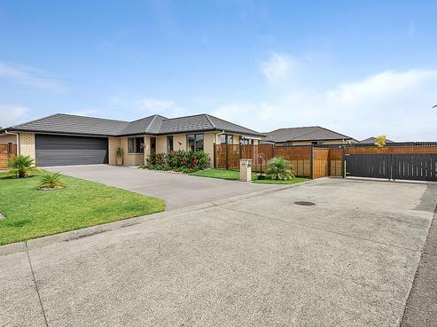 39 Kowi Lakes Drive, One Tree Point