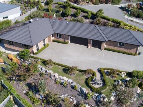 7 Bristol Lane, Atawhai