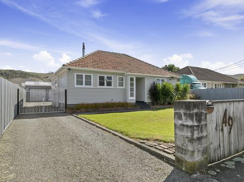 49 Biddle Crescent, Taita