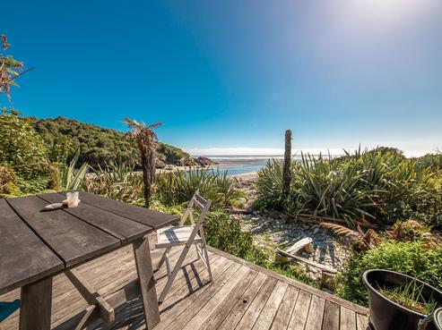 53 Beach Road, Charleston
