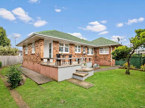 3/53 Kings Road, Panmure