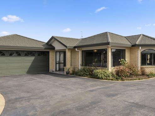 10 Whalers Rise, Whalers Gate