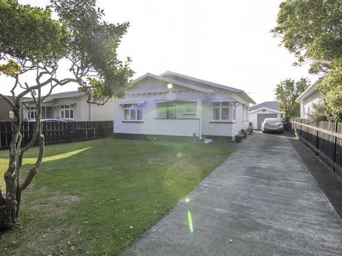 185 Ferguson Street, West End