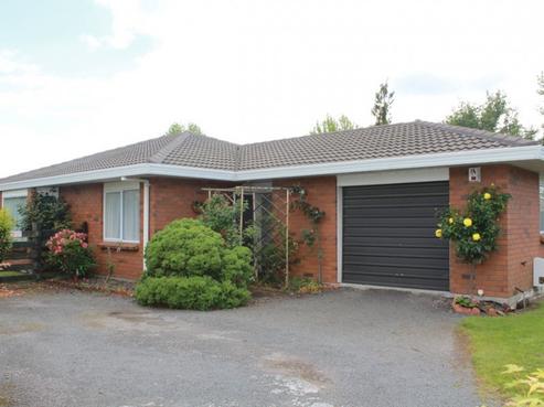 12 Ruihi Street, Victoria