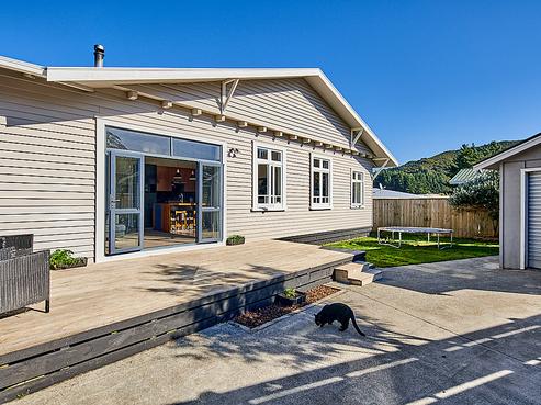 125A Upper Fitzherbert Road, Wainuiomata