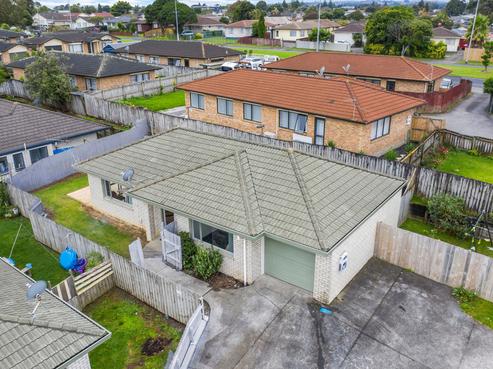 43A Robert Skelton Place, Clendon Park