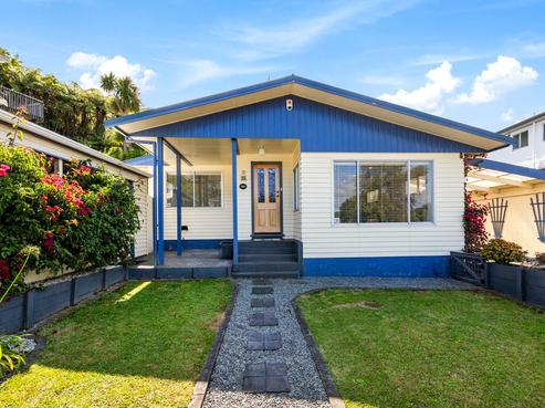 23 Gainsborough Grove, Belmont