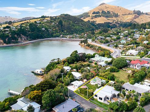 6 Gwyn Street, Broad Bay