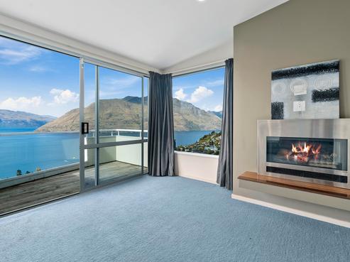113A Wynyard Crescent, Fernhill/Sunshine Bay