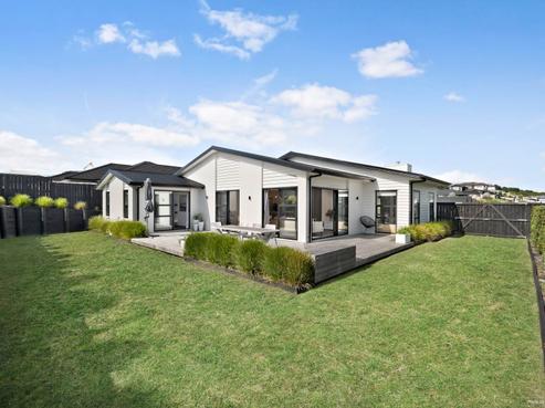 148 Eighth View Avenue, Beachlands