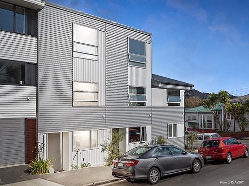 3/24 Princess Terrace, Newtown