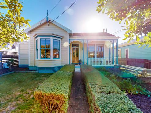 25 Bay Street, Petone