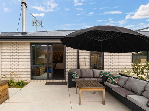 11 Minerva Crescent, Woodend
