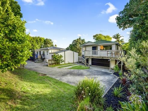 2/57 Vincent Street, Howick