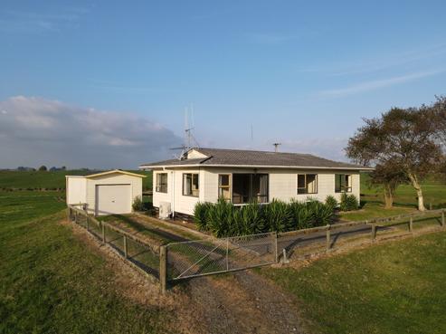 897 Bayley Road, Wharepapa South