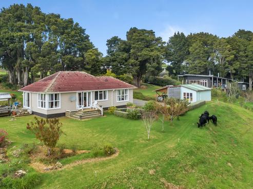397C Tauraroa Road, Maungakaramea