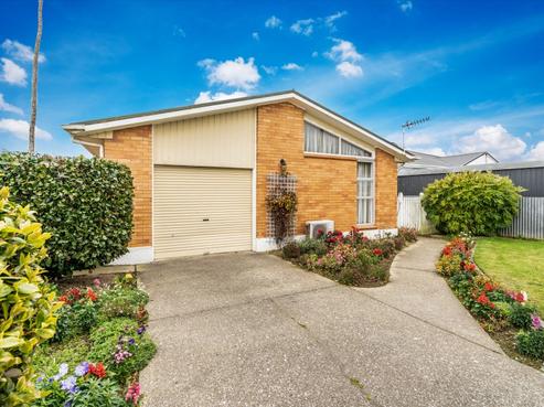 18 Perth Street, Windsor