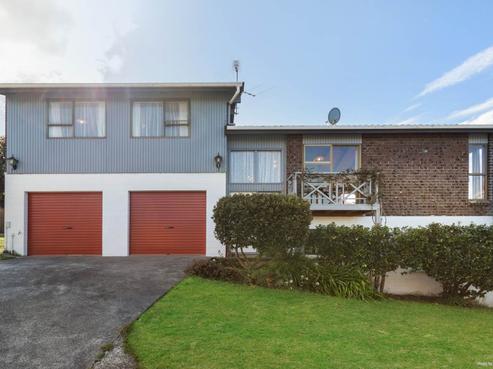 2/32 Montclair Rise, Browns Bay