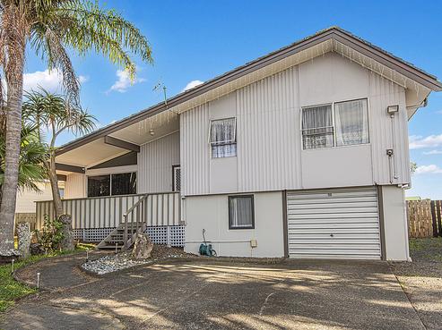 36 Paramount Parade, Tikipunga