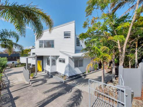 162 Stapleford Crescent, Browns Bay