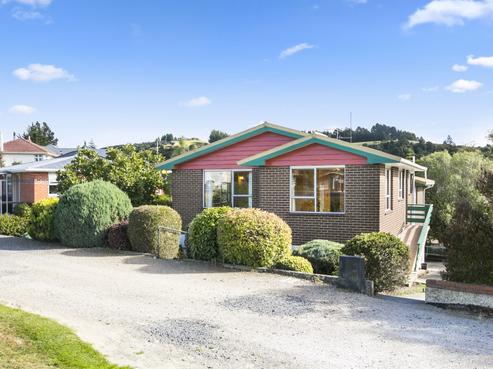 7 Centennial Road, Fairfield