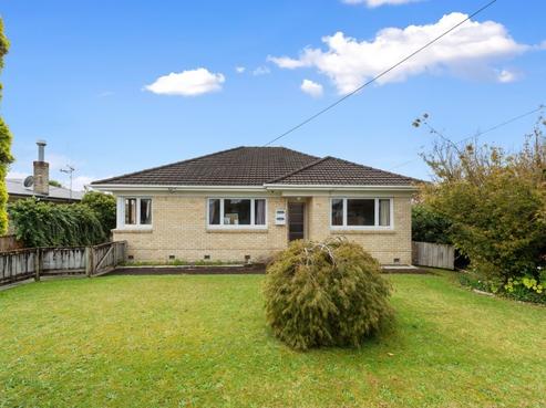 220 Fox Street, Hamilton East
